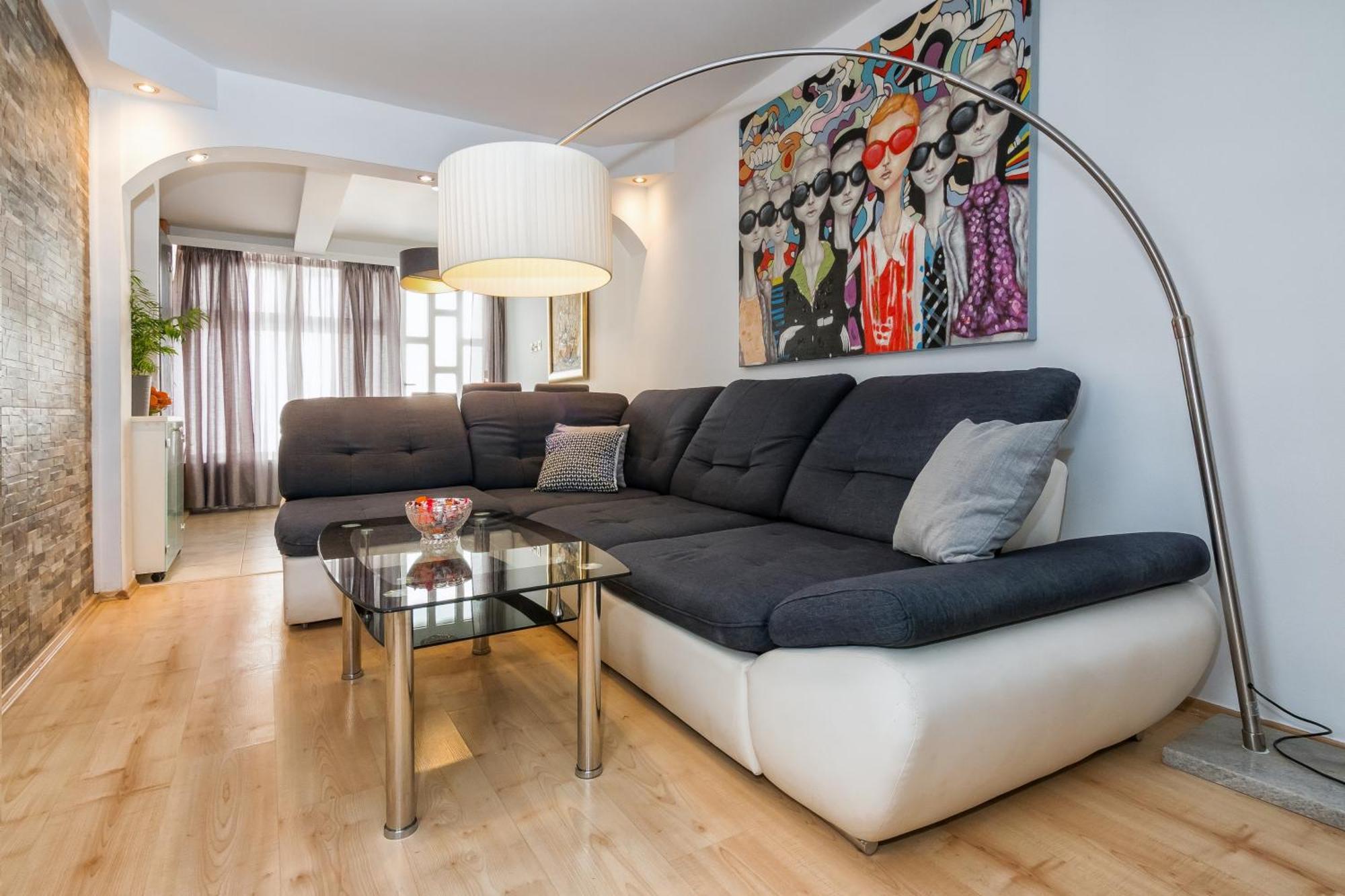Relaxing 2Bd Apartment, Ground Floor - Walk To Old Town Split Extérieur photo
