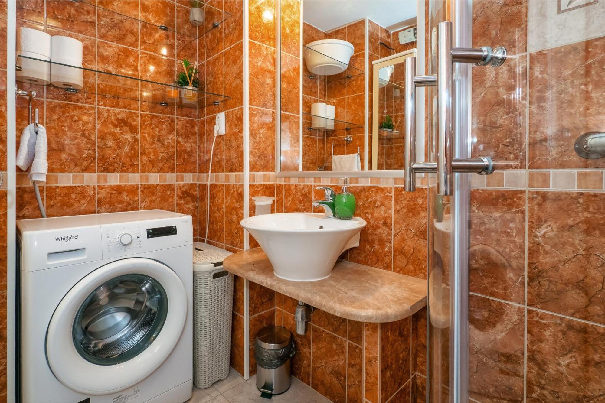Relaxing 2Bd Apartment, Ground Floor - Walk To Old Town Split Extérieur photo
