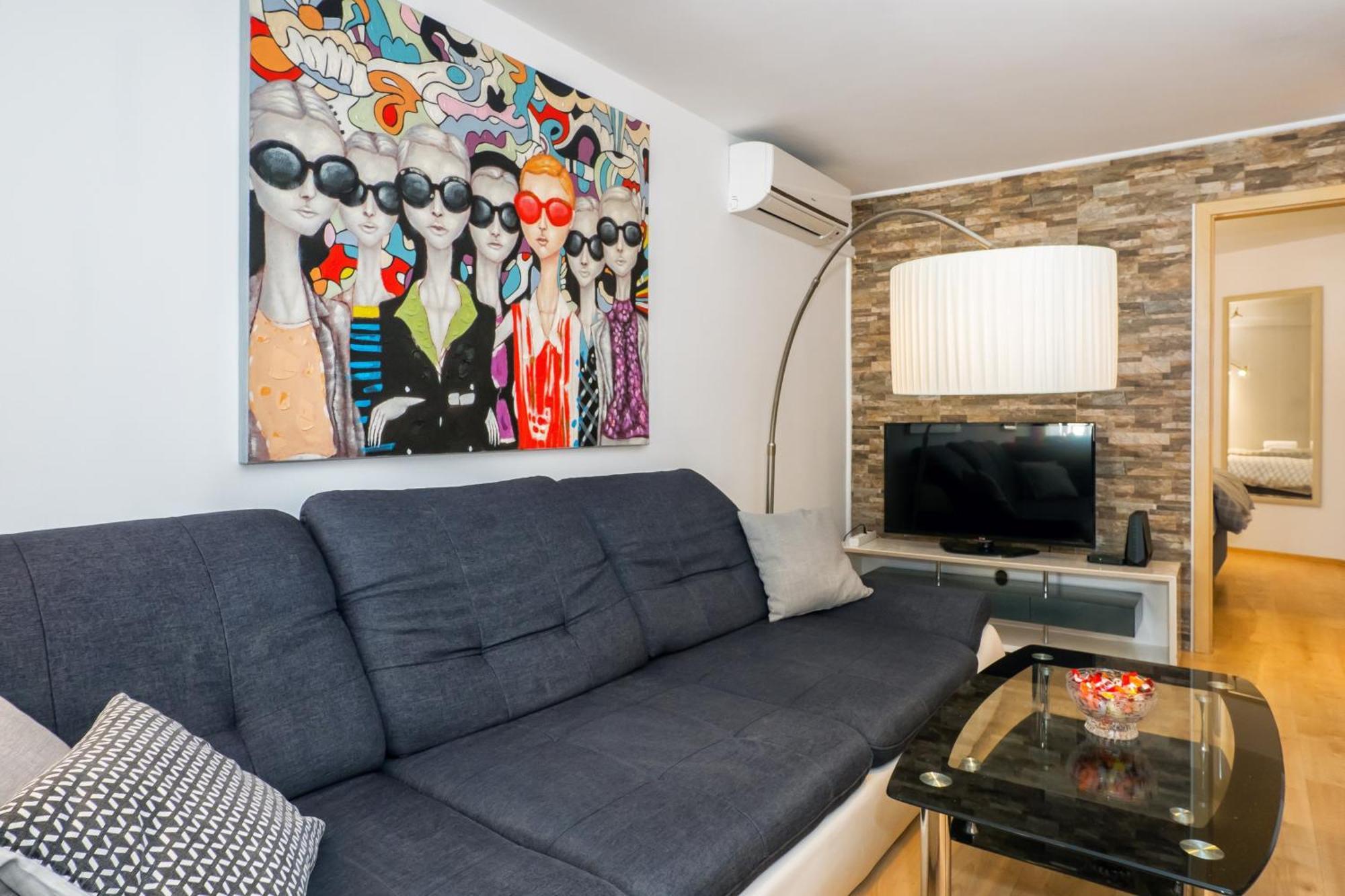Relaxing 2Bd Apartment, Ground Floor - Walk To Old Town Split Extérieur photo