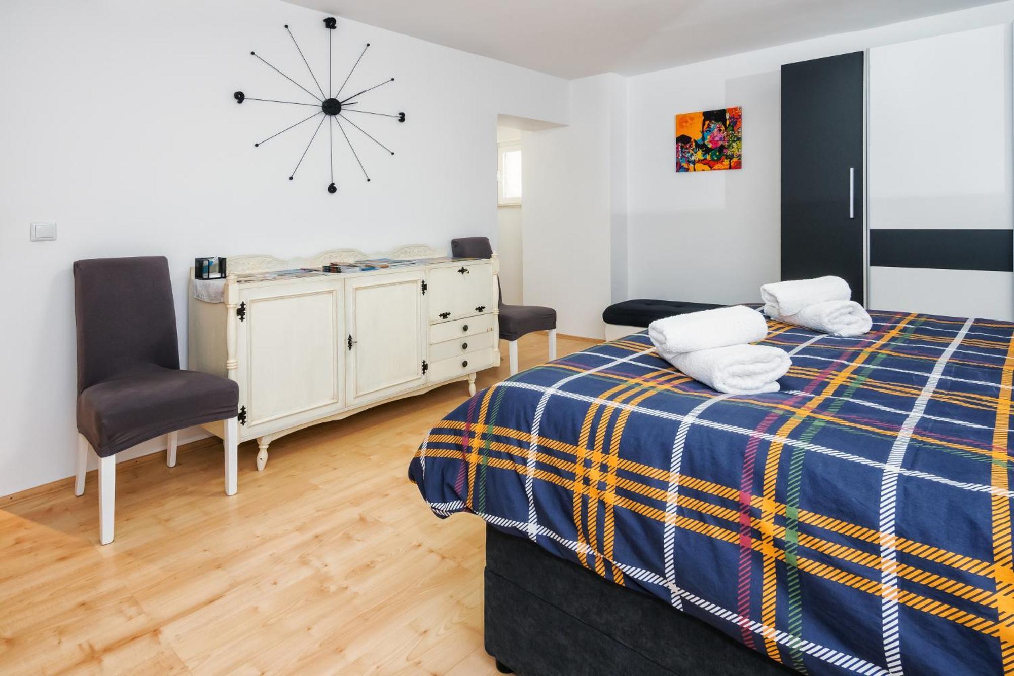 Relaxing 2Bd Apartment, Ground Floor - Walk To Old Town Split Extérieur photo