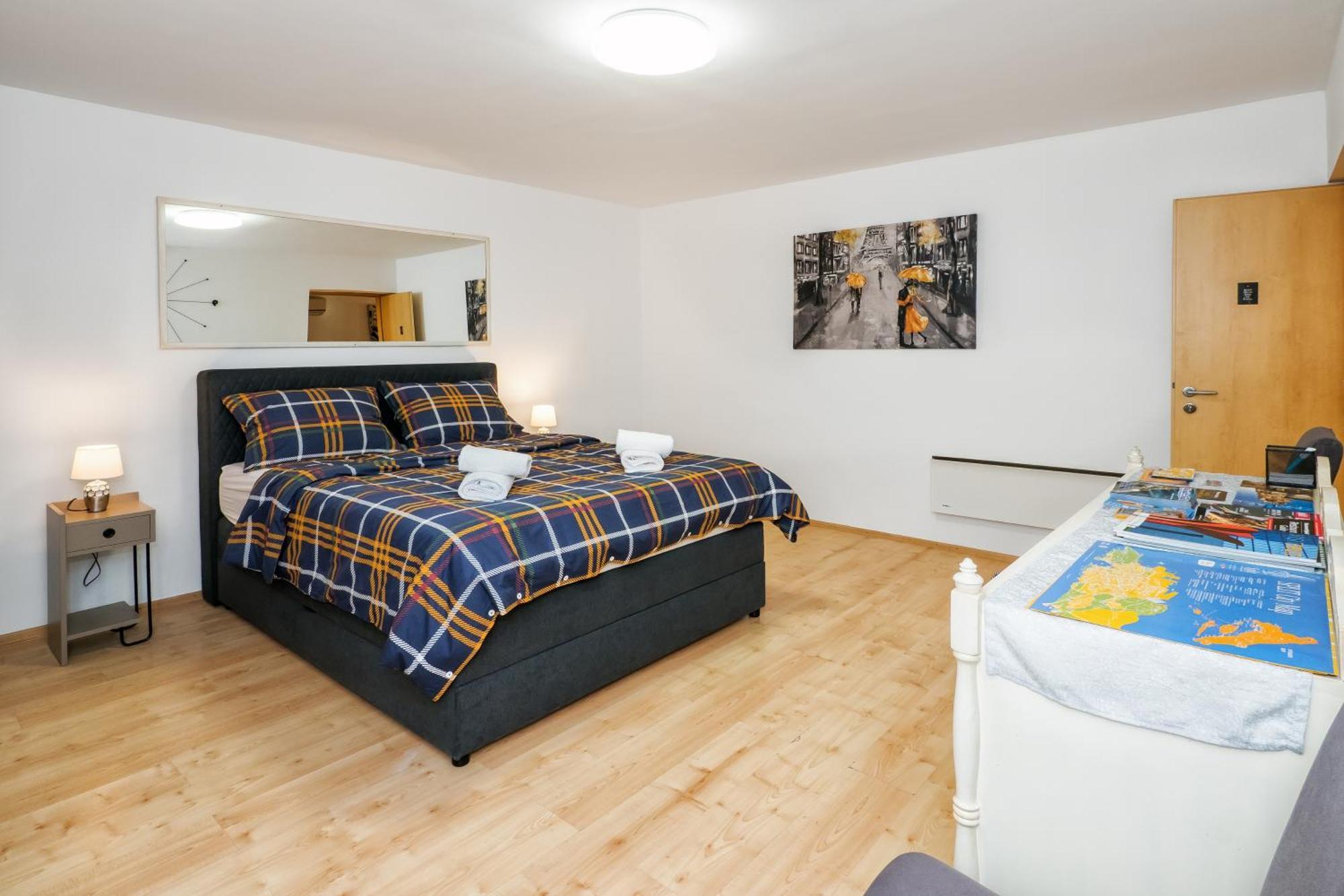 Relaxing 2Bd Apartment, Ground Floor - Walk To Old Town Split Extérieur photo